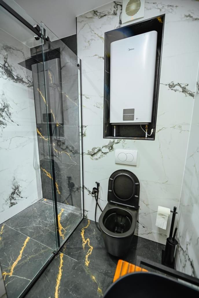 Mon Ami Boutique Hotel Shkodër Dış mekan fotoğraf