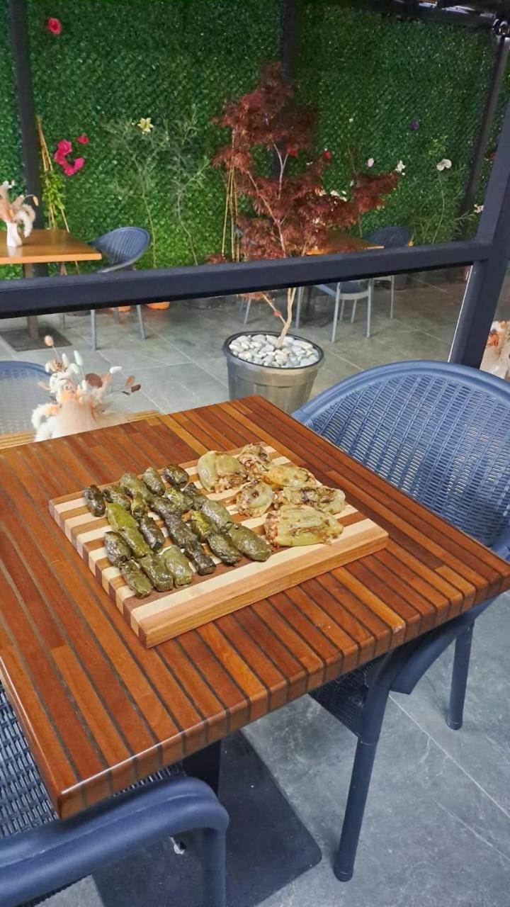 Mon Ami Boutique Hotel Shkodër Dış mekan fotoğraf